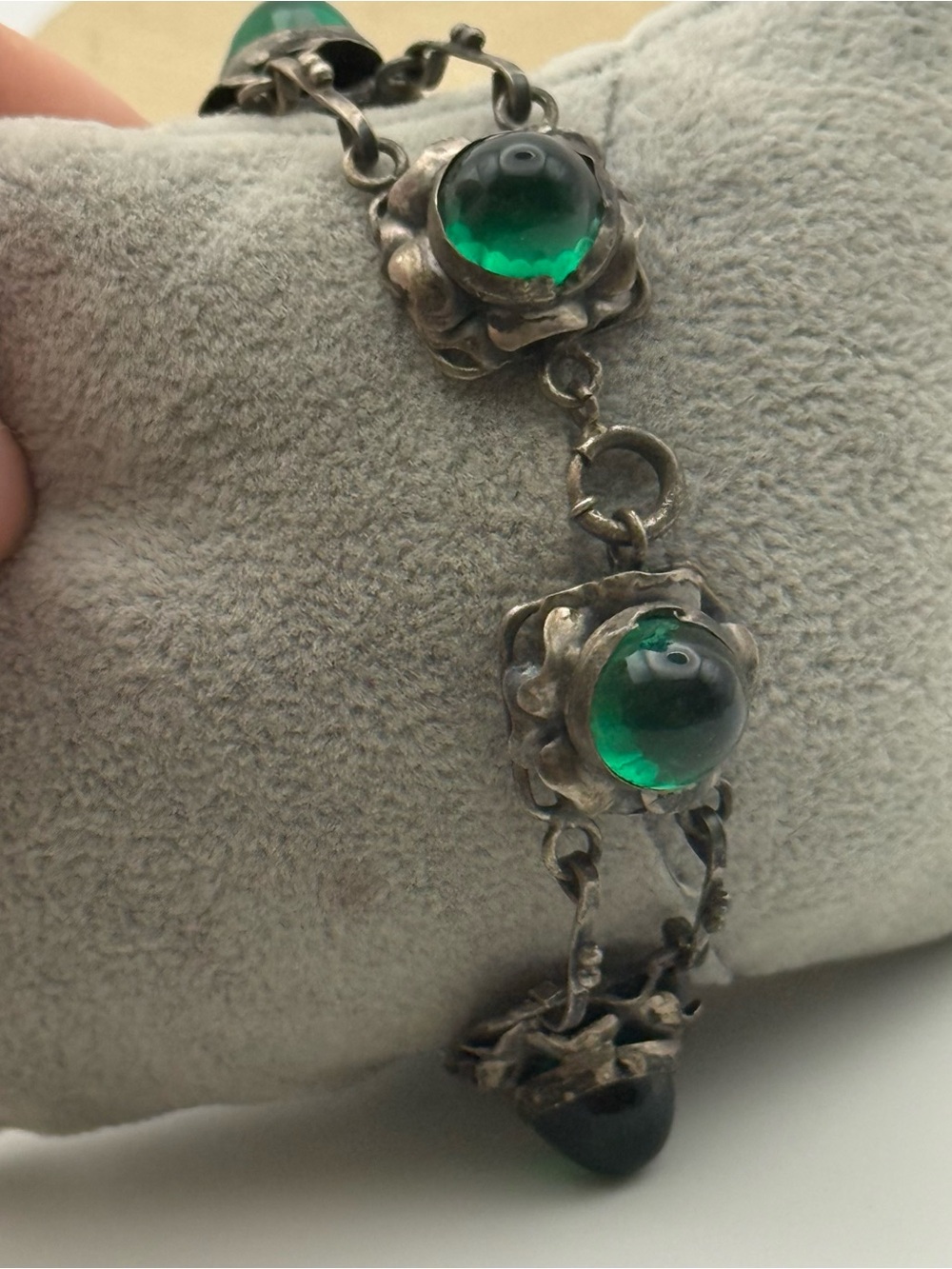Vintage sterling silver Green lucite  Cabochon Silver Link Bracelet - Picture 4 of 6